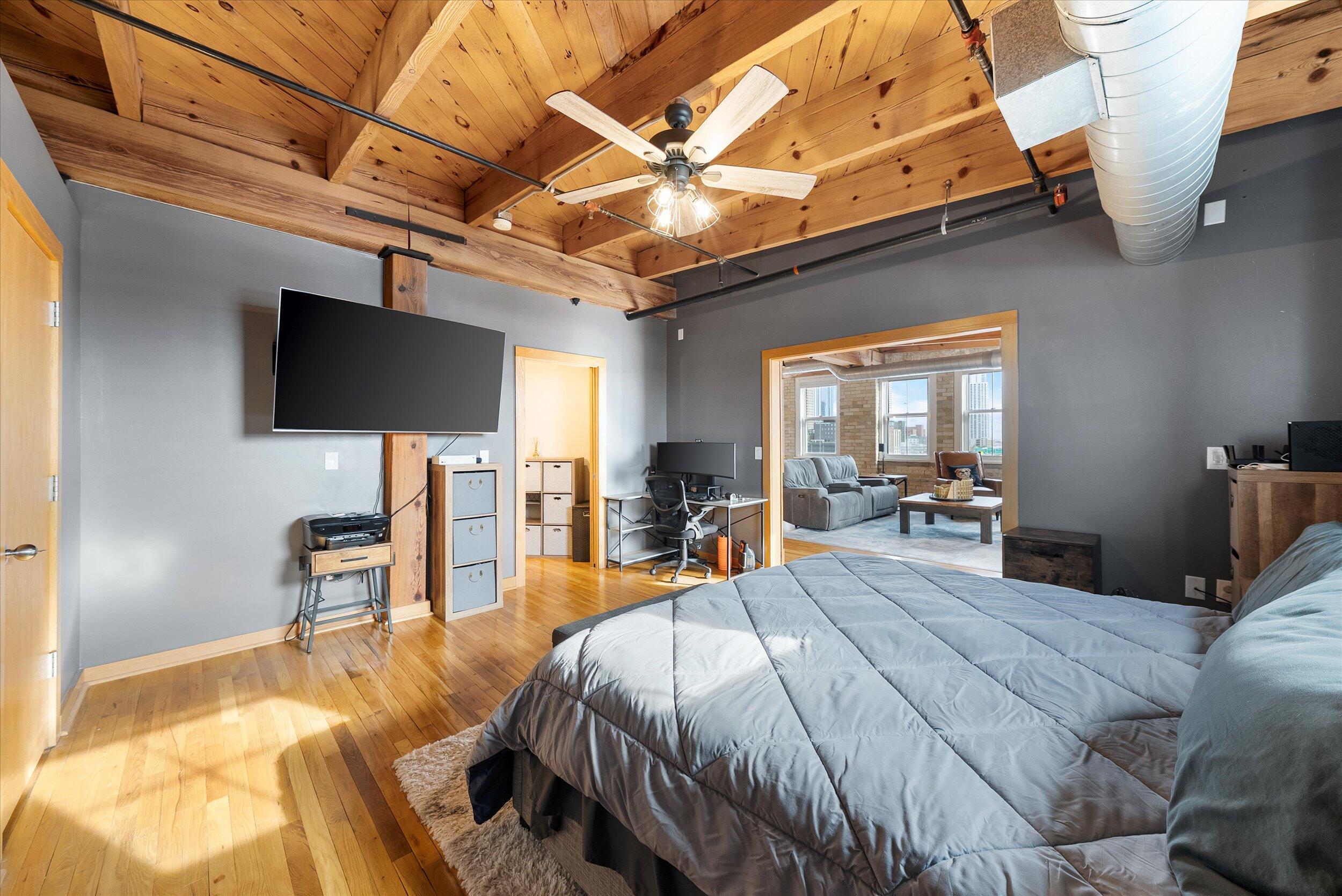 413 North 2nd Street, Unit 620 Milwaukee, WI 53203 - Photo 22 of 55 Primary Bedroom