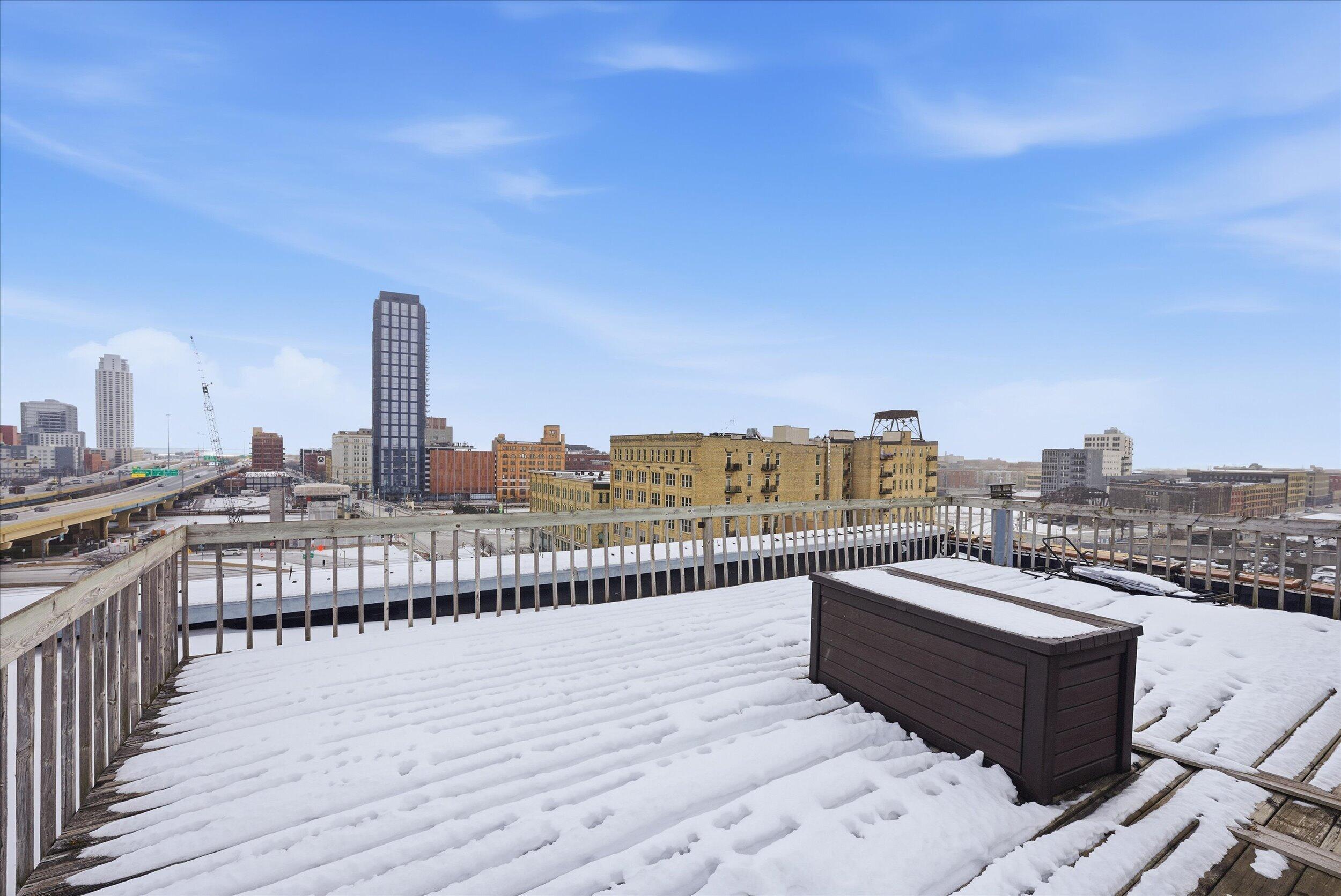 413 North 2nd Street, Unit 620 Milwaukee, WI 53203 - Photo 35 of 55 Private Rooftop Deck
