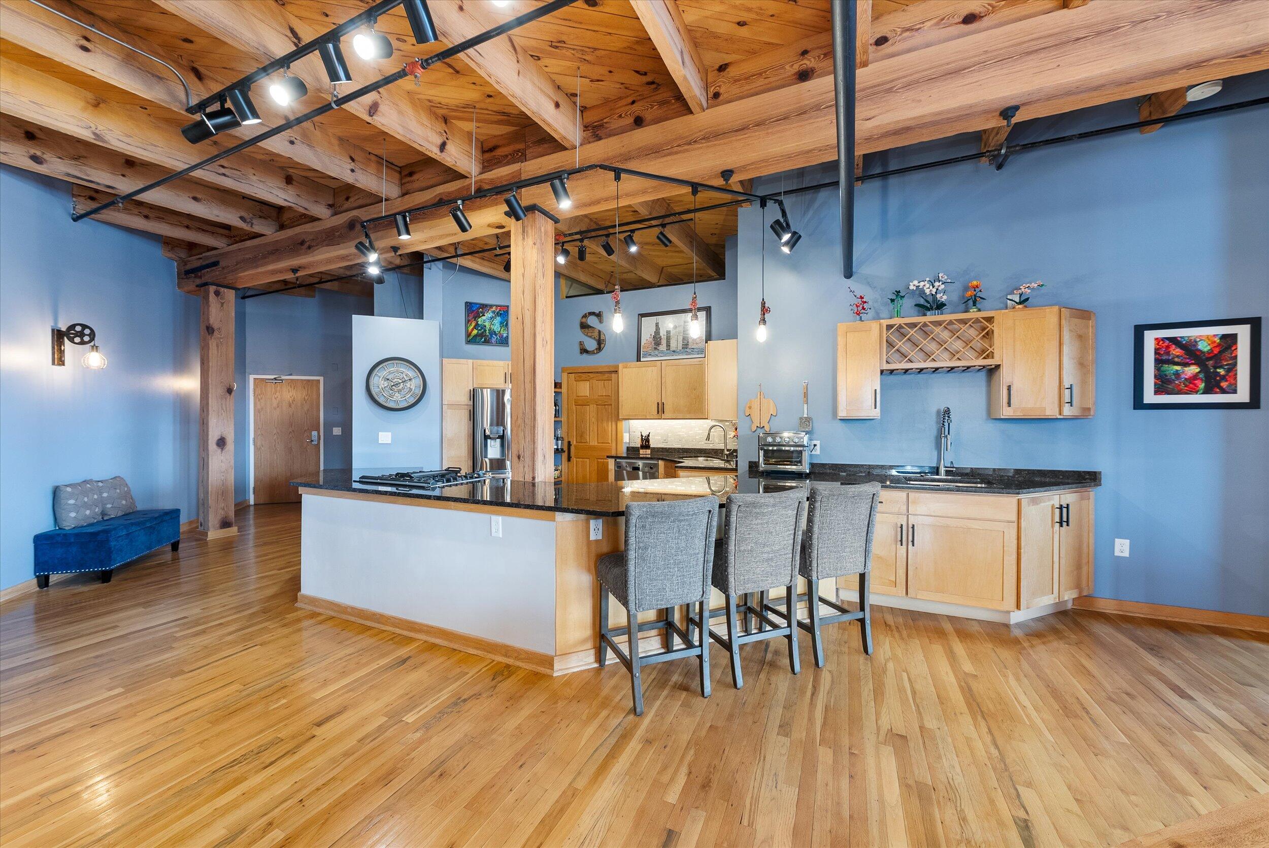 413 North 2nd Street, Unit 620 Milwaukee, WI 53203 - Photo 3 of 55 Kitchen