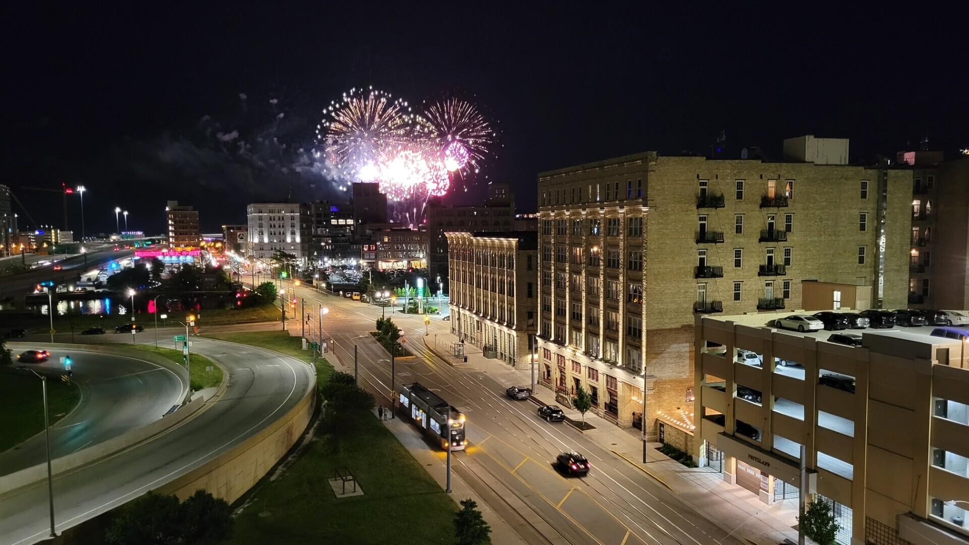 413 North 2nd Street, Unit 620 Milwaukee, WI 53203 - Photo 53 of 55 "Historical"/Seasonal Photos on Rooftop