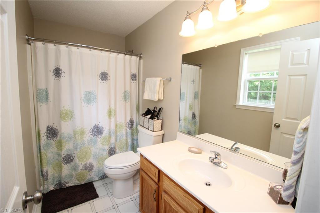 647 Sunset Ridge Lane Lexington, NC 27295 - Photo 14 of 18 Gallery Image 14