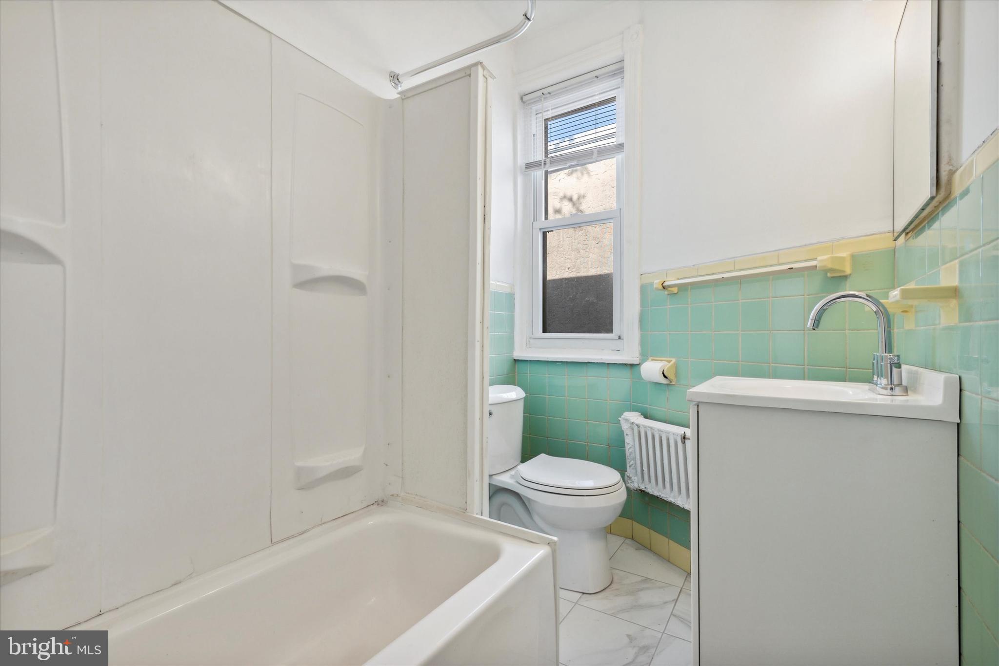 6329 Reedland Street Philadelphia, PA 19142 - Photo 13 of 14 Bathroom