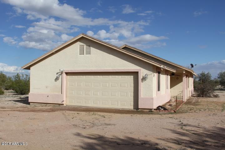 51398 West Ventada Road Maricopa, AZ 85139 - Photo 5 of 38 v21