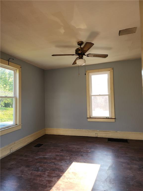 917 Mapletown Road Greensboro, PA 15338 - Photo 2 of 27 Gallery Image 2