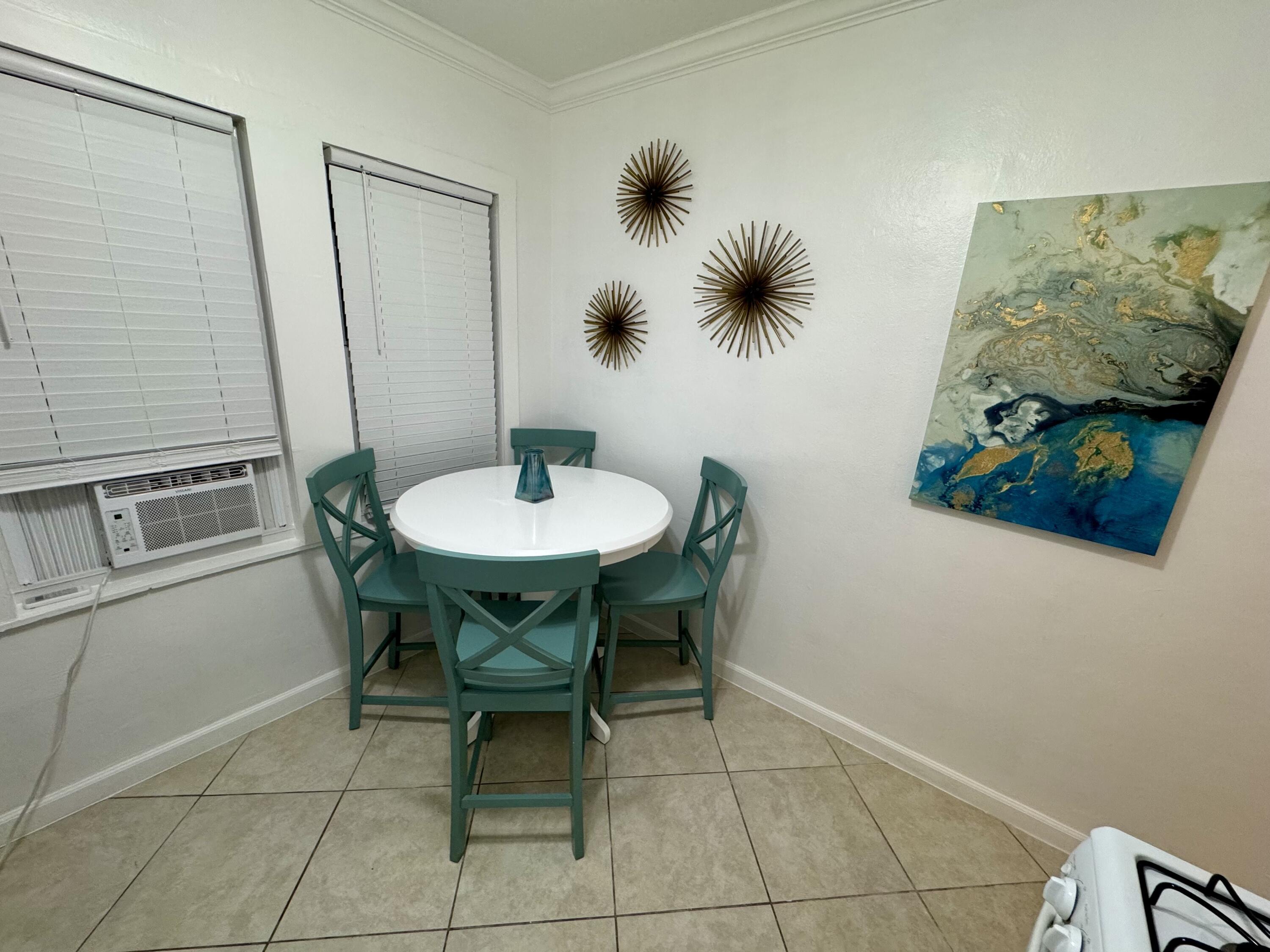 415 31st Street, Unit 16 West Palm Beach, FL 33407 - Photo 24 of 49 #5 Dining