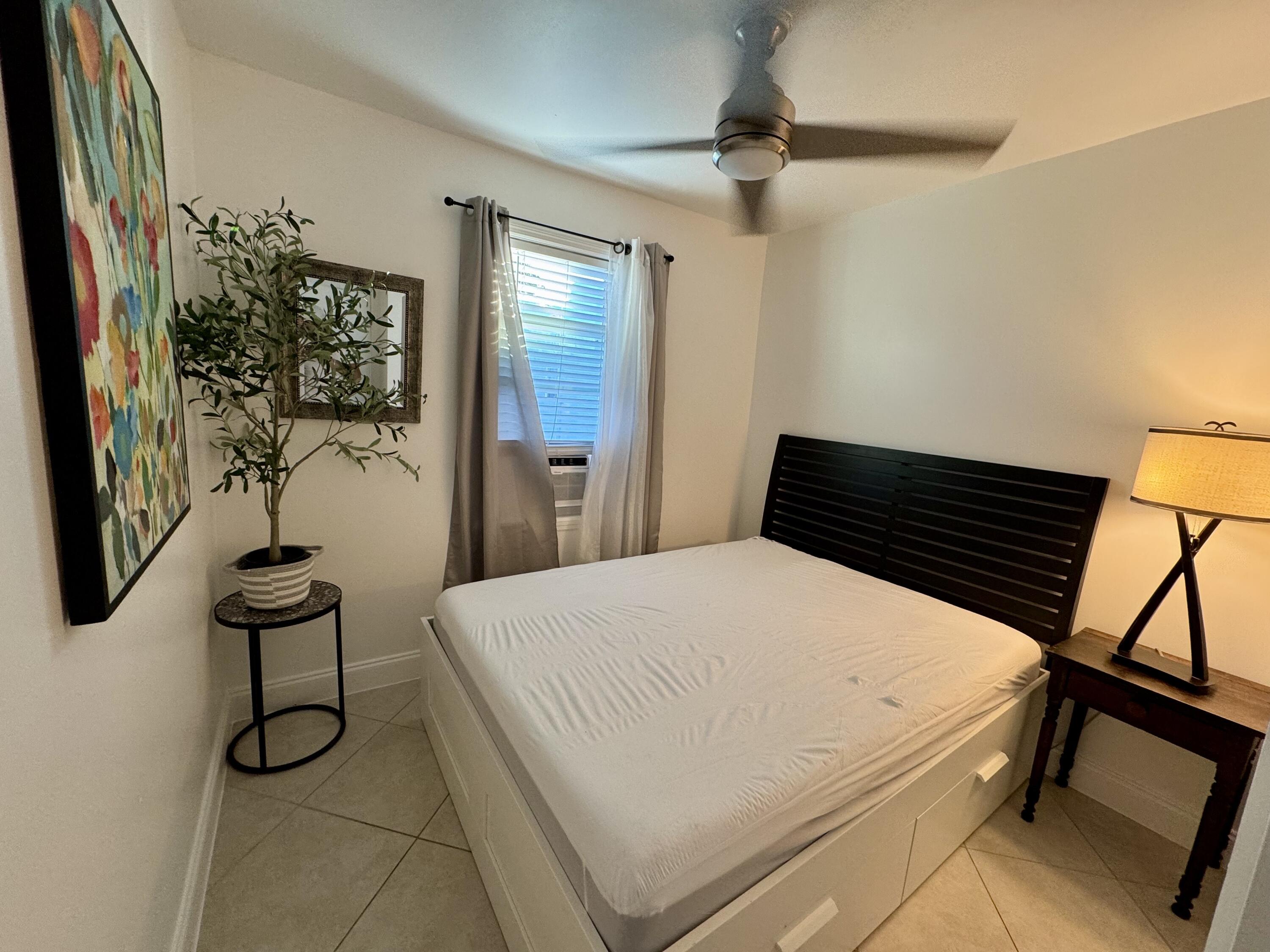 415 31st Street, Unit 16 West Palm Beach, FL 33407 - Photo 30 of 49 #6 Bedroom