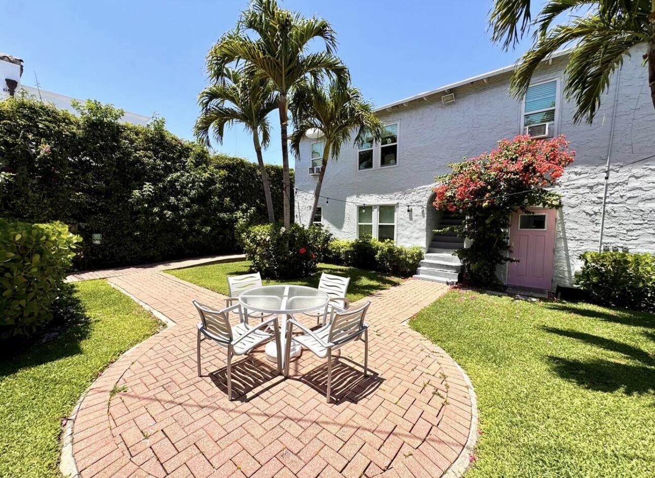 415 31st Street, Unit 16 West Palm Beach, FL 33407 - Photo 35 of 49 BBQ & Al fresco dining