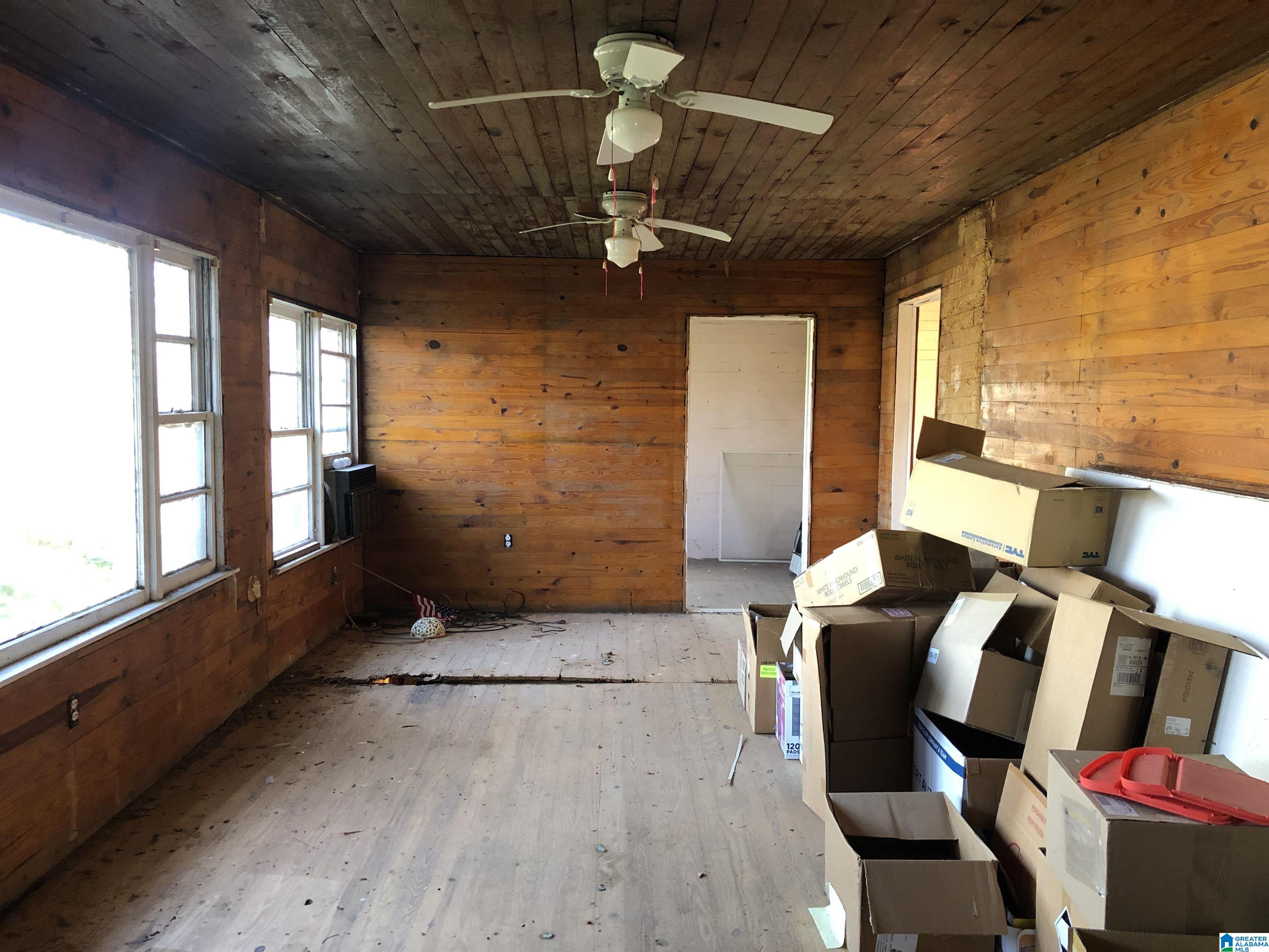 90 Old Springs Road Springville, AL 35146 - Photo 11 of 50