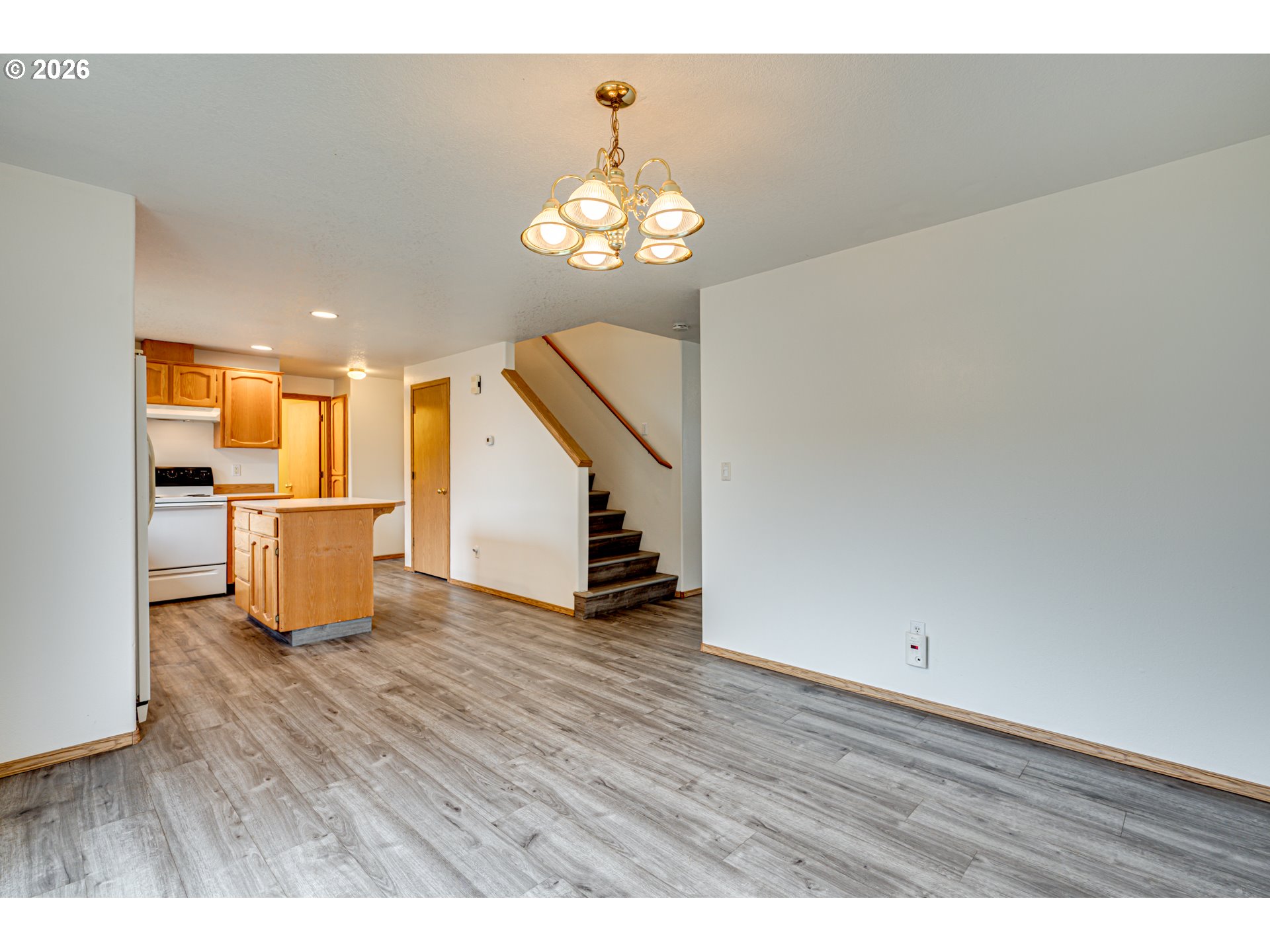 19002 Southeast 17th Street Vancouver, WA 98683 - Photo 4 of 20