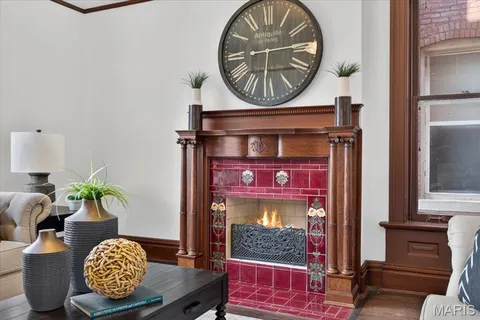$1,075,000 | 5095 Westminster Place, St. Louis, MO 63108
