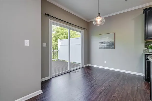 $2,900 | 512 Isabella Court, Coraopolis, PA 15108