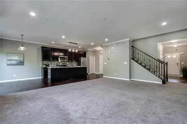 $2,900 | 512 Isabella Court, Coraopolis, PA 15108