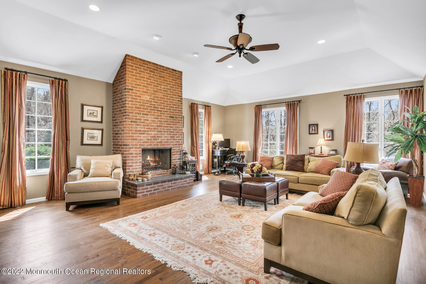 4 Shawnee Court Colts Neck, NJ 07722 - Photo 18 of 51 4M3A9714-007-032-1800x1200
