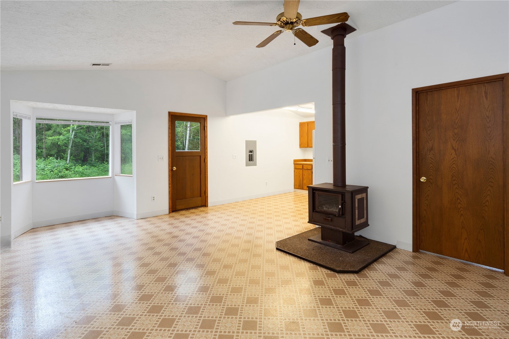 470 Rhododendron Lane Brinnon, WA 98320 - Photo 15 of 32 Gallery Image 15