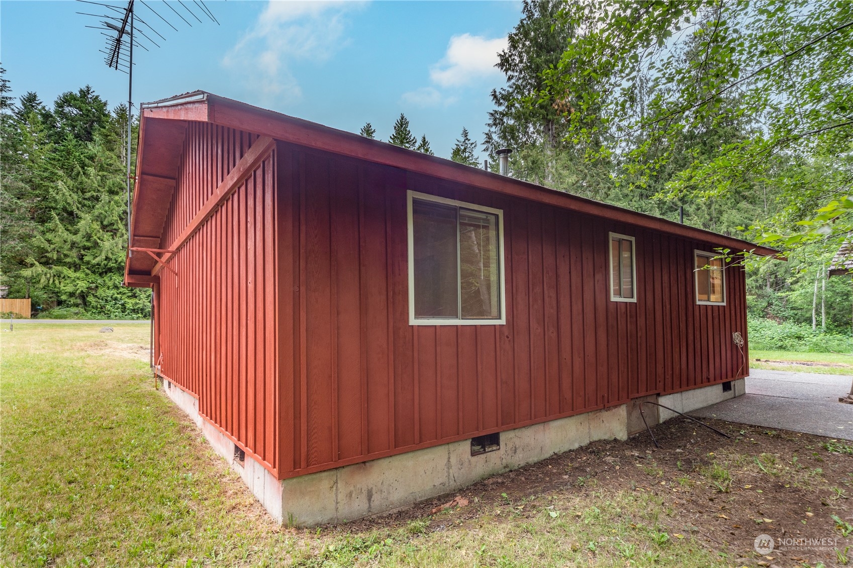 470 Rhododendron Lane Brinnon, WA 98320 - Photo 30 of 32 Gallery Image 30