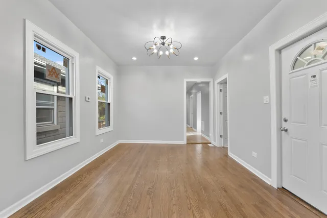 $424,900 | 435 North Leclaire Avenue, Chicago, IL 60644