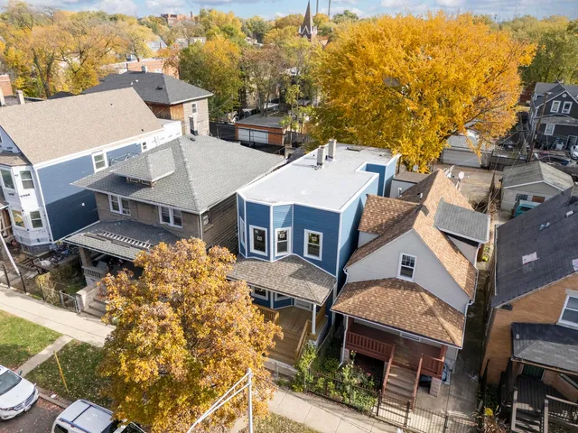 $424,900 | 435 North Leclaire Avenue, Chicago, IL 60644