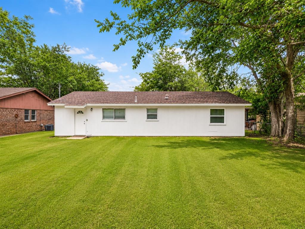 303 Mansfield Road Cleburne, TX 76031 - Photo 20 of 22