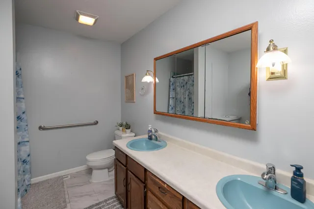 $325,000 | 408 6th Avenue Northwest, Dodge Center, MN 55927