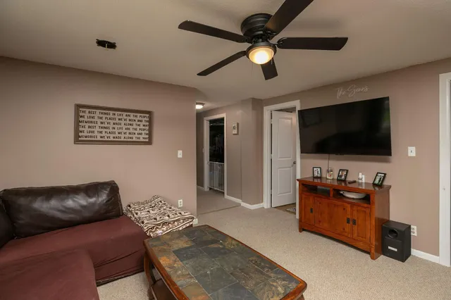 $325,000 | 408 6th Avenue Northwest, Dodge Center, MN 55927