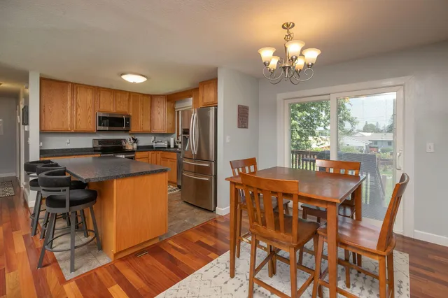 $325,000 | 408 6th Avenue Northwest, Dodge Center, MN 55927