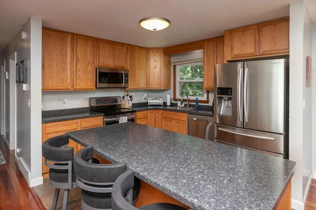 $325,000 | 408 6th Avenue Northwest, Dodge Center, MN 55927