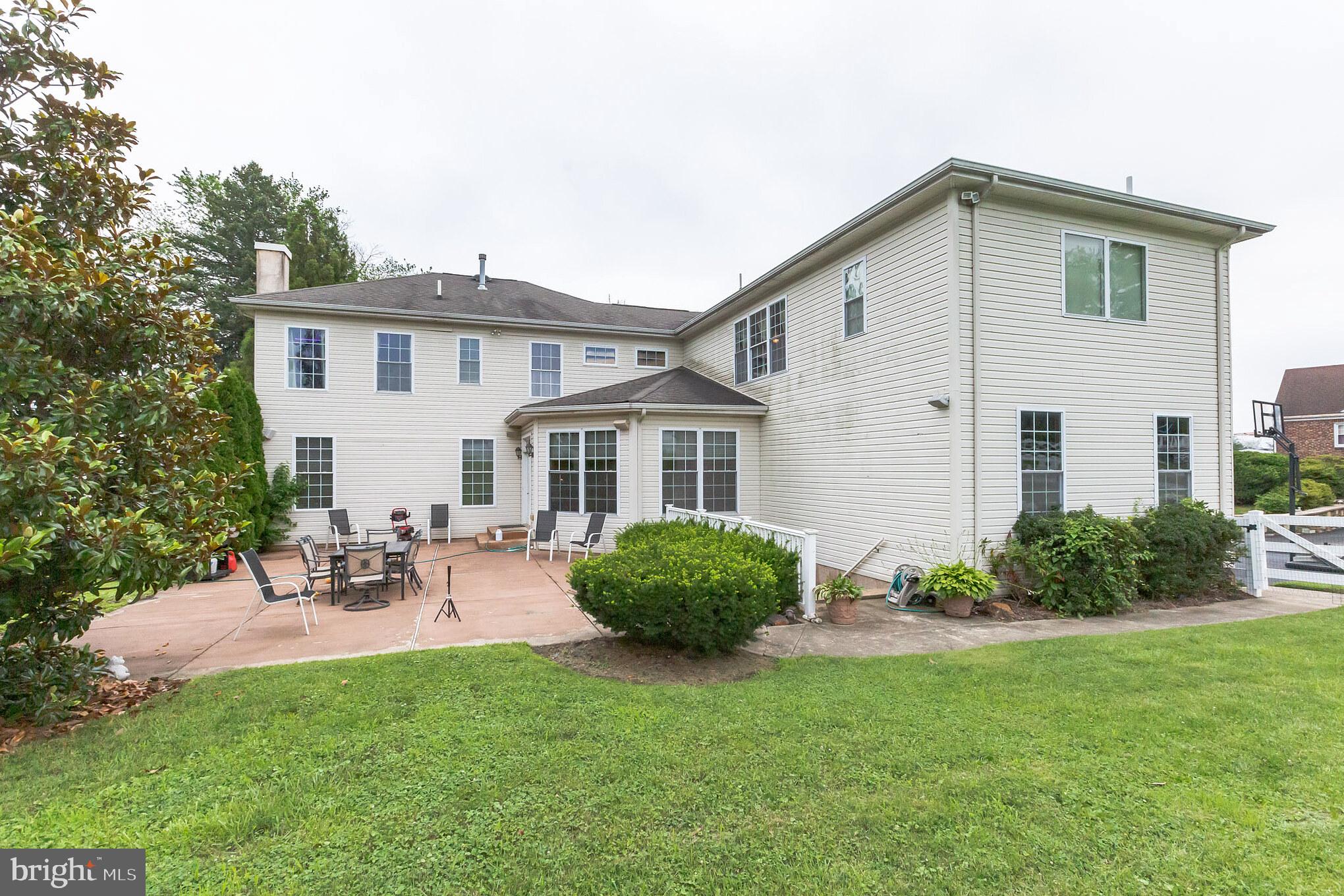 412 Welsh Road Philadelphia, PA 19115 - Photo 29 of 30