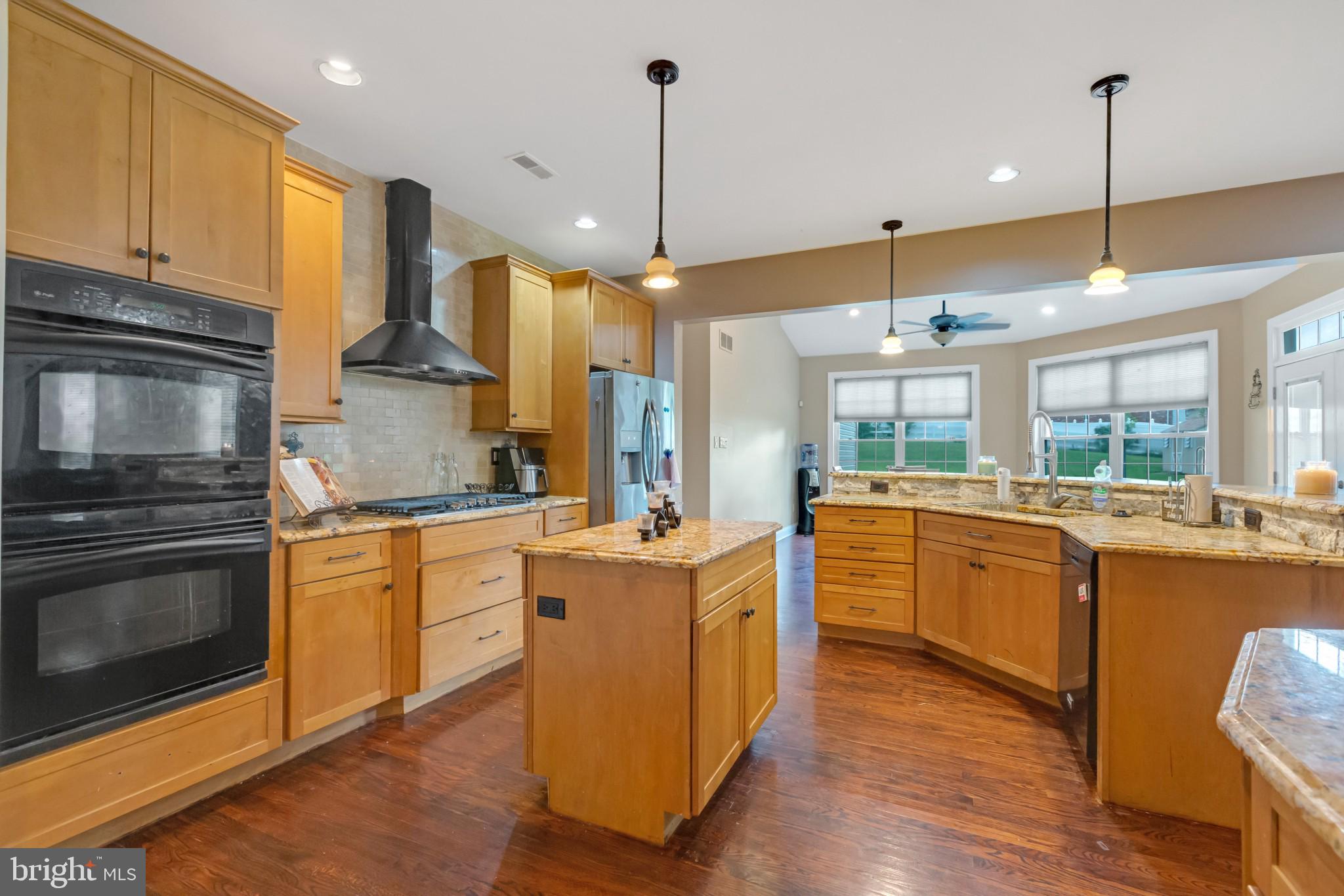 412 Welsh Road Philadelphia, PA 19115 - Photo 8 of 30