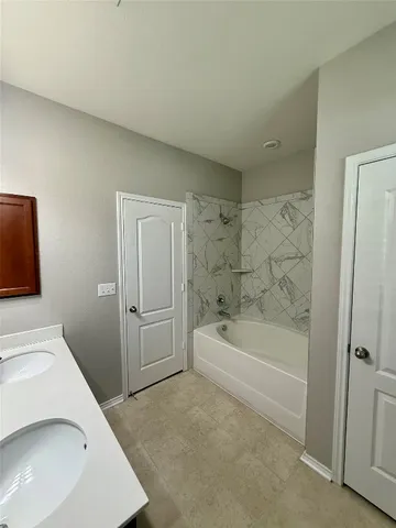 $1,895 | 7600 Rio Pass, Austin, TX 78724