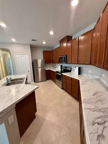 $1,895 | 7600 Rio Pass, Austin, TX 78724