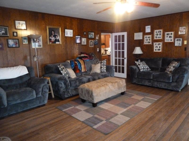 345 Scuffling Hill Road Rocky Mount, VA 24151 - Photo 12 of 64 37 Entry Family Room