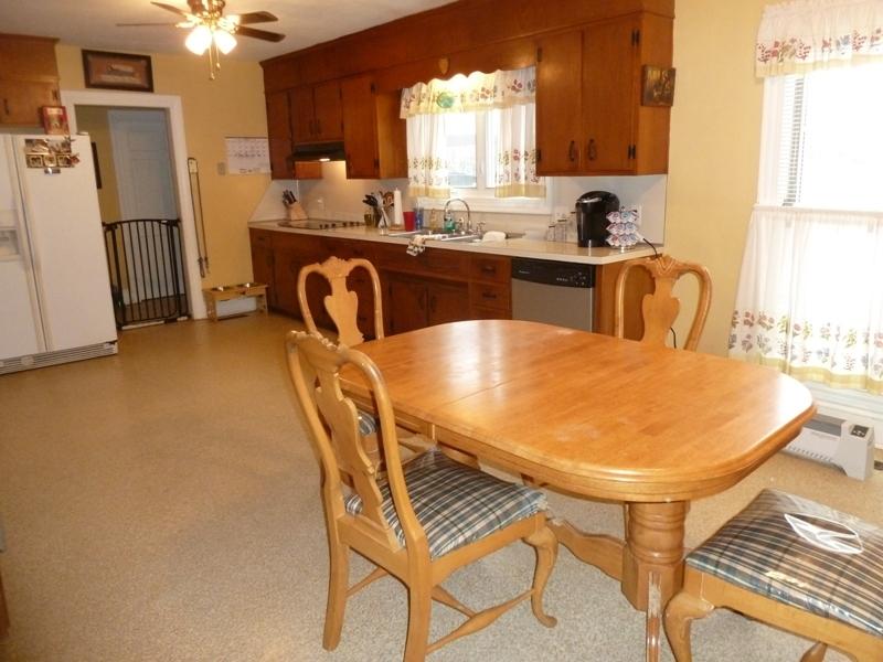345 Scuffling Hill Road Rocky Mount, VA 24151 - Photo 17 of 64 42 Entry Kitchen