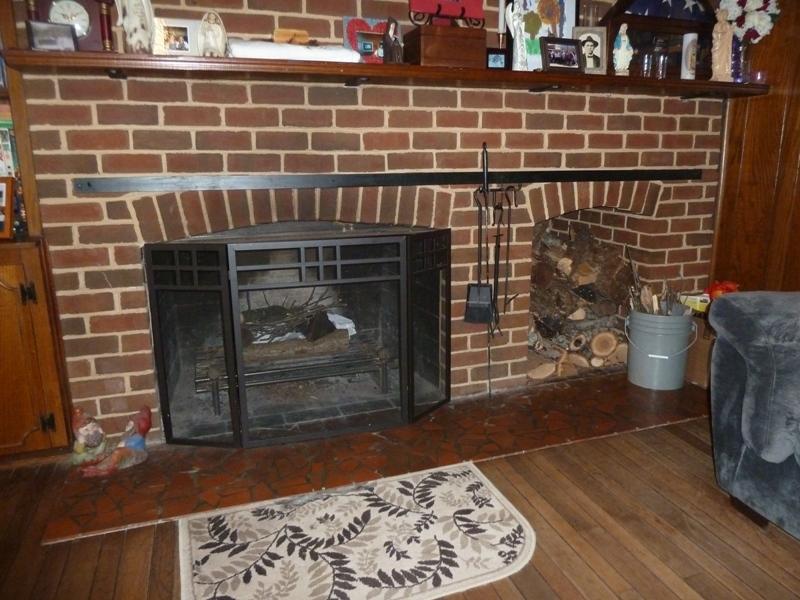 345 Scuffling Hill Road Rocky Mount, VA 24151 - Photo 10 of 64 35 Entry Family Room