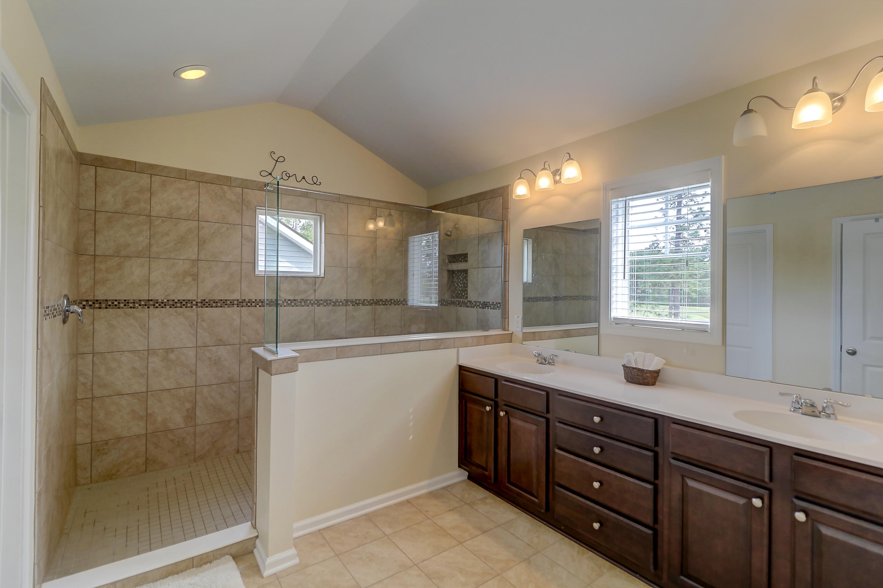 406 Kilarney Road Summerville, SC 29483 - Photo 29 of 48 406 Kilarney (14)