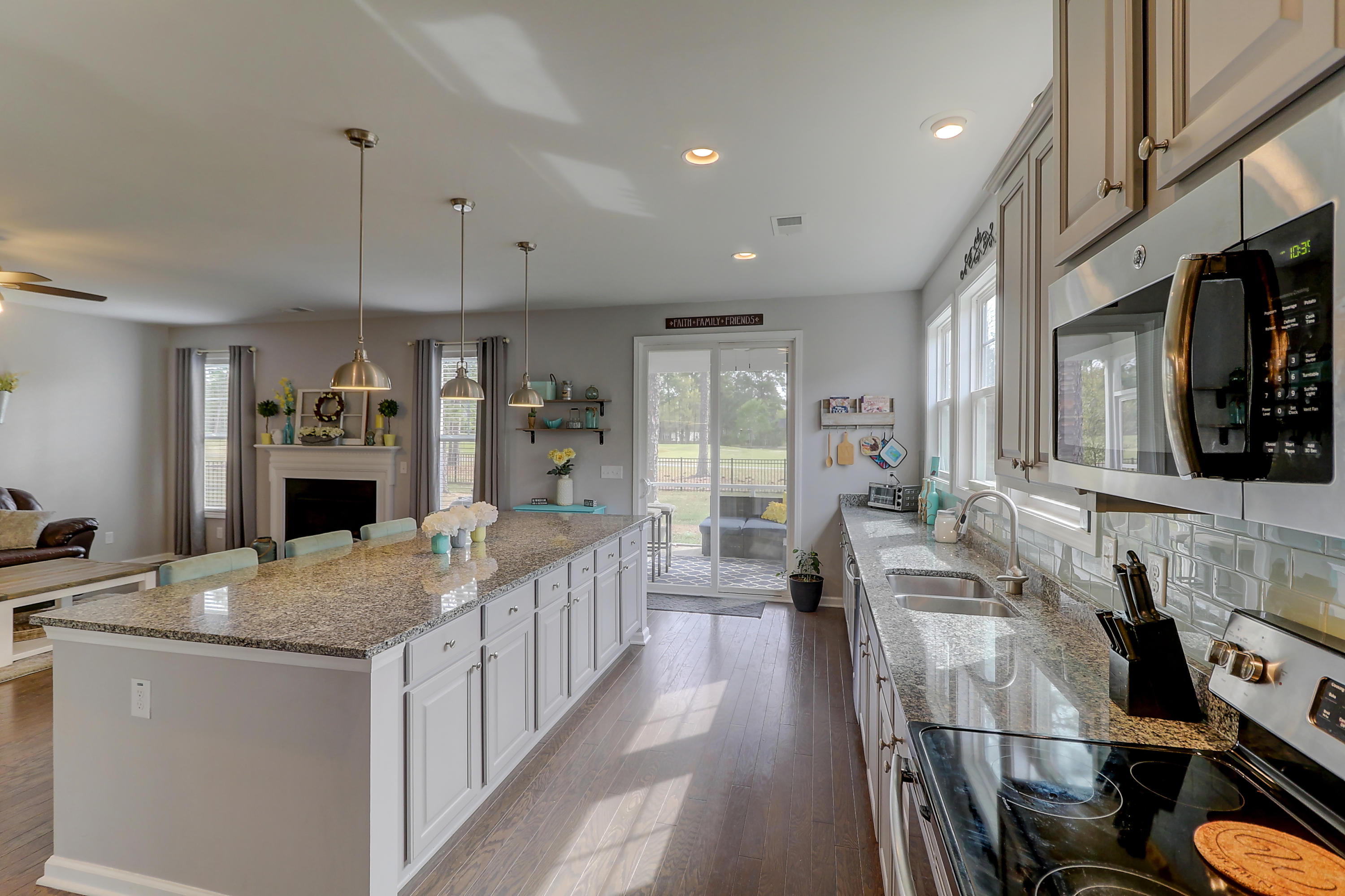 406 Kilarney Road Summerville, SC 29483 - Photo 8 of 48 406 Kilarney (21)