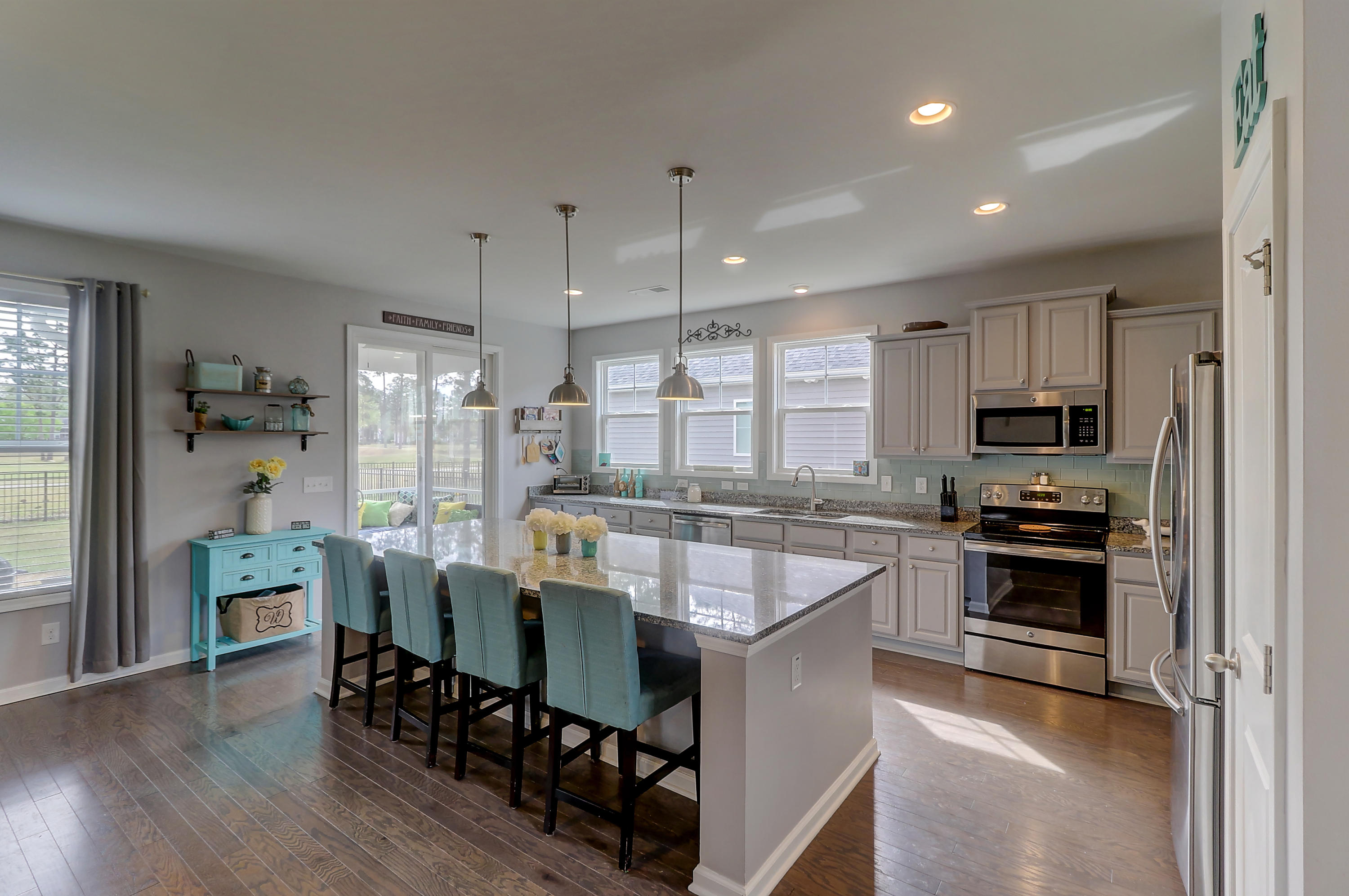 406 Kilarney Road Summerville, SC 29483 - Photo 9 of 48 406 Kilarney (22)