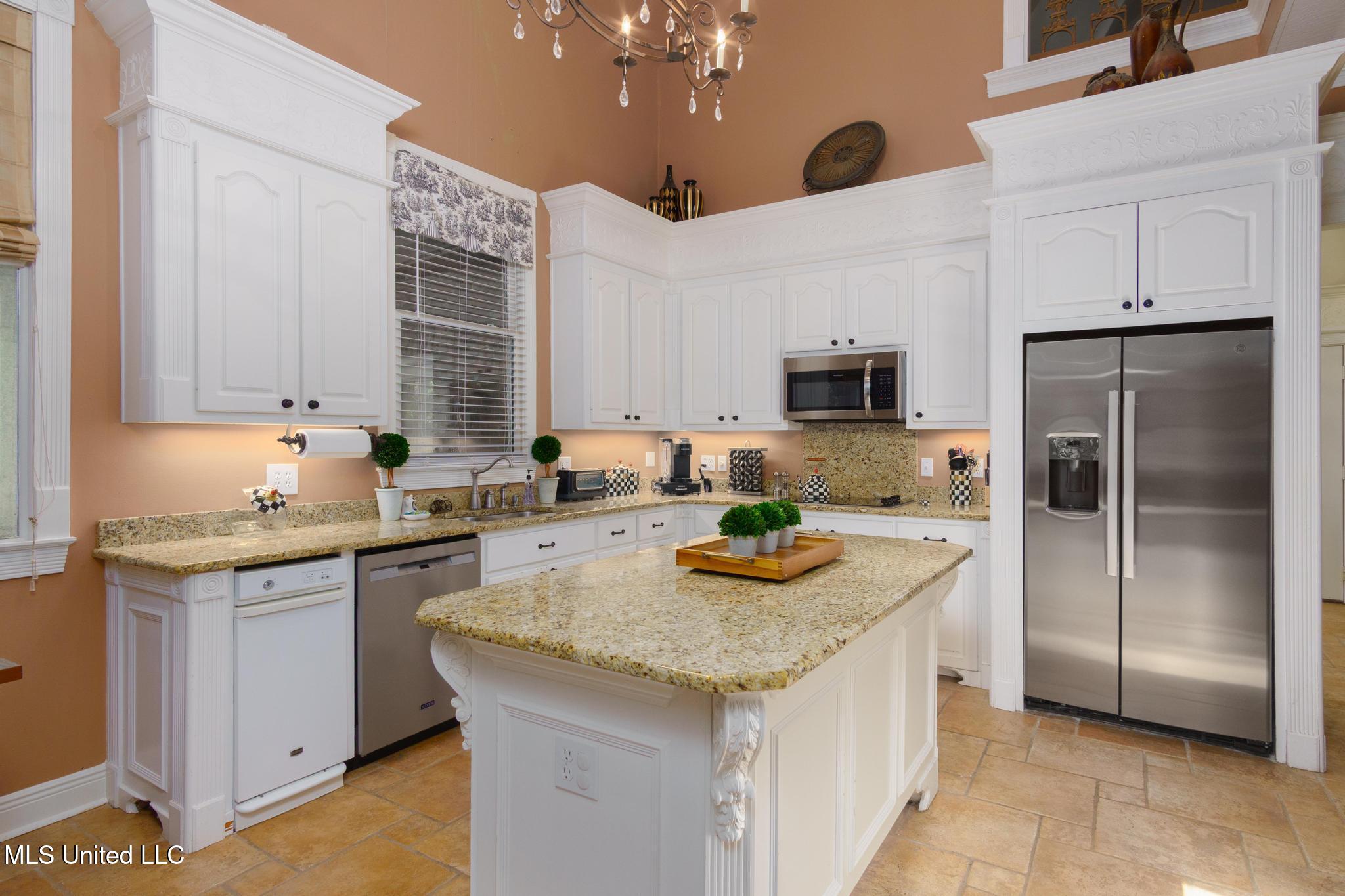 142 Tidewater Road Hattiesburg, MS 39402 - Photo 12 of 38 142 Tidewater Road-11