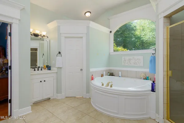 $549,900 | 142 Tidewater Road, Hattiesburg, MS 39402