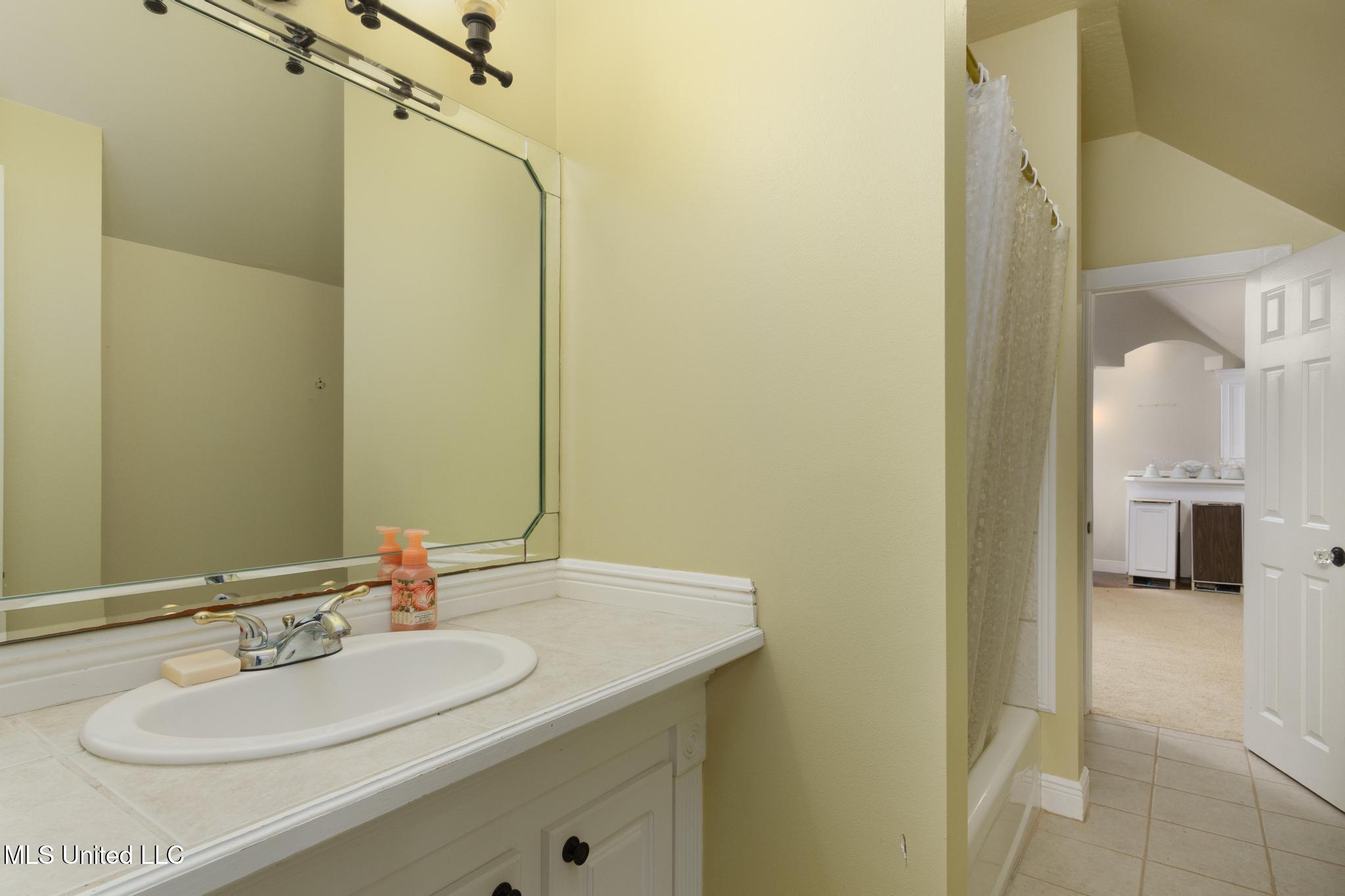 142 Tidewater Road Hattiesburg, MS 39402 - Photo 25 of 38 142 Tidewater Road-24