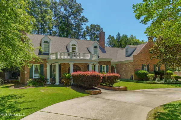 $549,900 | 142 Tidewater Road, Hattiesburg, MS 39402