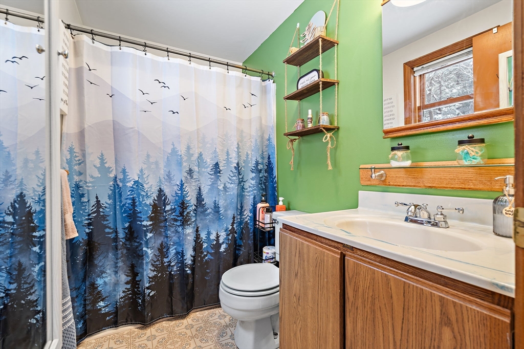 1495 West Royalston Road Athol, MA 01331 - Photo 14 of 41