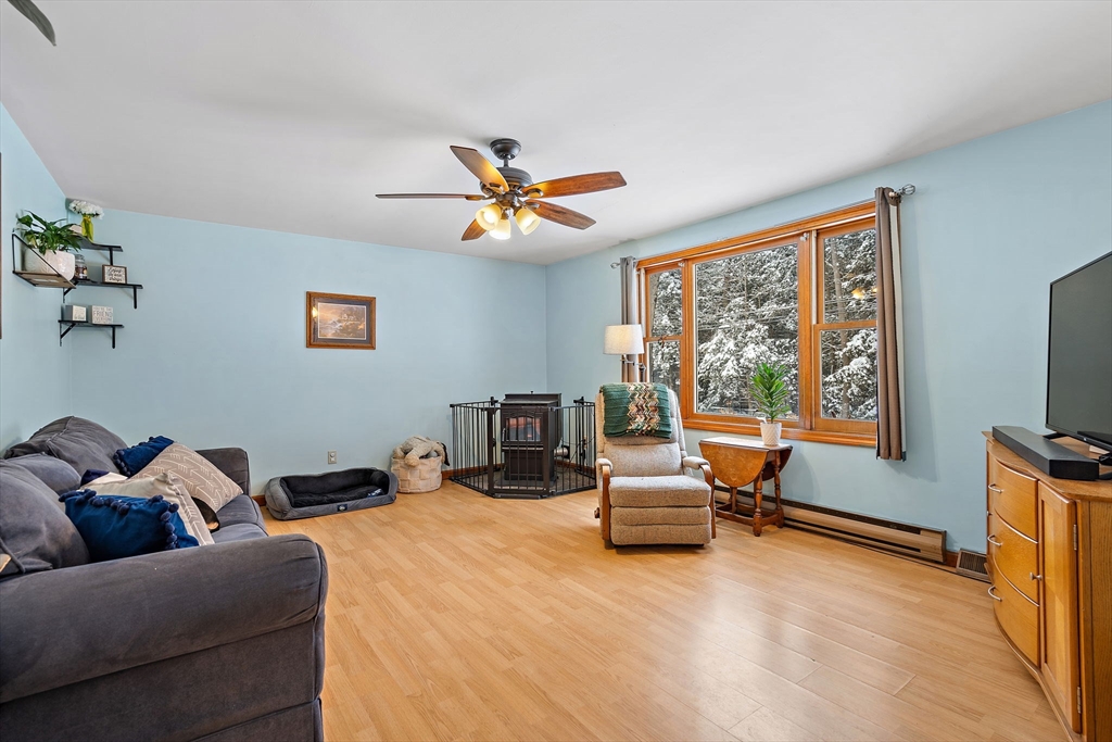 1495 West Royalston Road Athol, MA 01331 - Photo 4 of 41