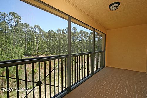 9745 Touchton Road, Unit 927 Jacksonville, FL 32246 - Photo 11 of 22 a view of a balcony