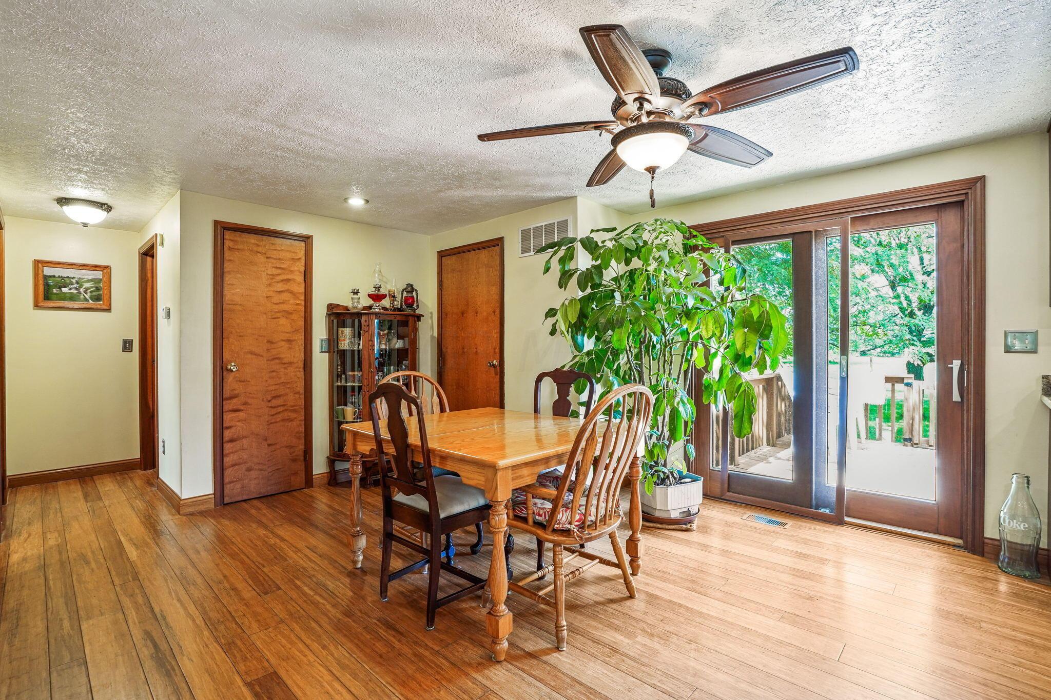 7400 Dyer Road Mount Sterling, OH 43143 - Photo 14 of 79 49-web-or-mls-DSC08429