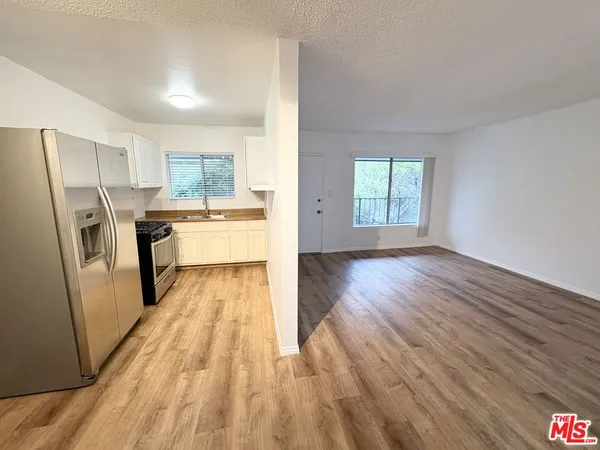 $2,612 | 534 Santa Clara Avenue, Unit 6, Venice, CA 90291