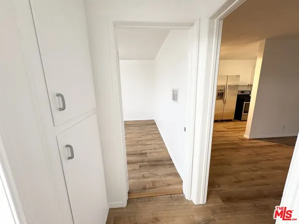 $2,612 | 534 Santa Clara Avenue, Unit 6, Venice, CA 90291