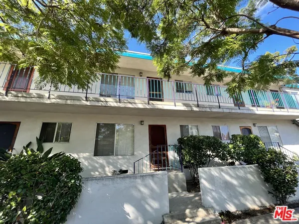 $2,590 | 534 Santa Clara Avenue, Unit 6, Venice, CA 90291