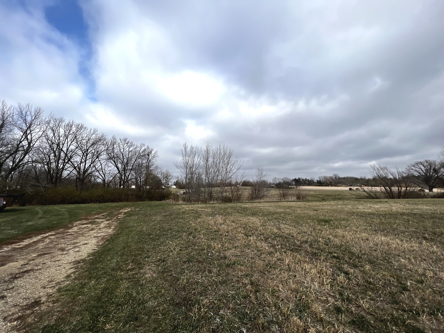 1723 6 Points Road Bloomington, IL 61701 - Photo 7 of 9 a view of an outdoor space and lakeside