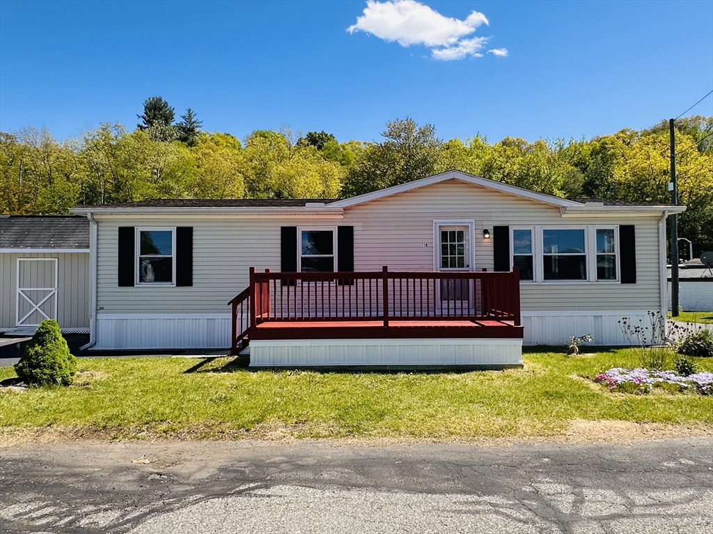 93 Grochmal Avenue, Unit 119 Springfield, MA 01151 - Photo 2 of 33 Gallery Image 2