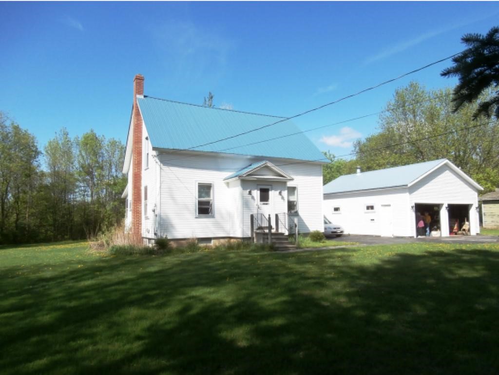 35 New Haven Road Vergennes, VT 05491 - Photo 3 of 26 Gallery Image 3